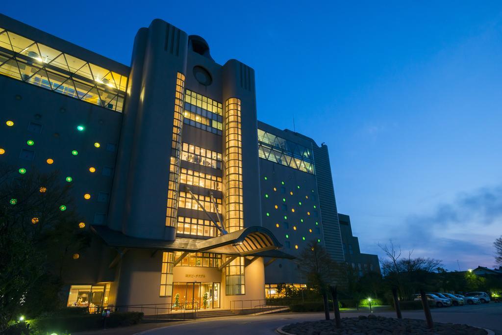 Suzu Beach Hotel Exterior photo